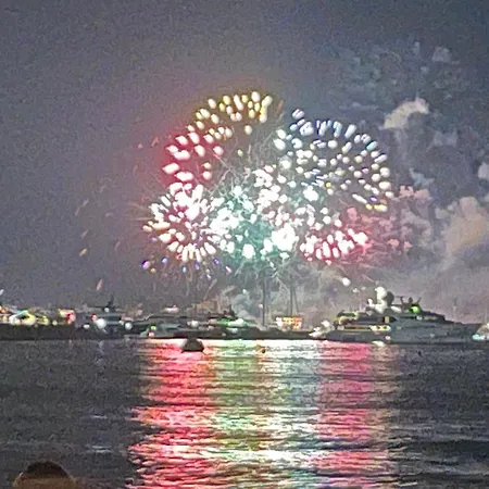 Vue - Terrasse - Parking - Appartement *